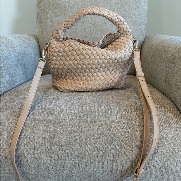 Nordstrom Beige Woven Crossbody Bag - Picture 2 of 3